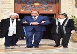 استقبل الرئيس عبد الفتاح السيسي السيدة سيدات محمد إسماعيل عامر، والسيدة فتحية محمد إسماعيل السيد، اللتان قامتا بالتبرع لصندوق تحيا مصر “حساب تنمية سيناء”.