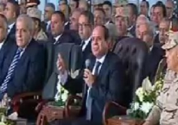 الرئيس السيسى يوجه وزير الاسكان بإنهاء الـ200 ألف وحدة سكنية الخاصة بالمصريين البسطاء فى العشوائيات خلال 2018،