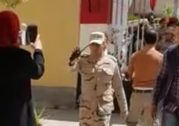 رئيس هيئة التدريب بالقوات المسلحة يتابع سير العملية الانتخابية داخل اللجان الانتخابية بالقاهرة الجديدة