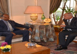 أبو الغيط يبحث مع وزير خارجية جيبوتي تطوير العمل العربي المشترك