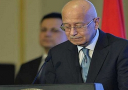 إسماعيل يؤكد عمق العلاقات مع الكويت خاصة في الجوانب السياسية والاقتصادية والتجارية