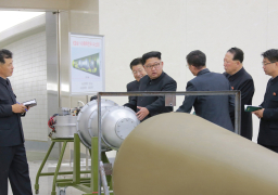 كوريا الجنوبية : الزعيم الكوري الشمالي أعطى كلمته بشأن التزامه بنزع السلاح النووي