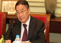 السفير الصيني بالقاهرة يشيد بقانون الاستثمار