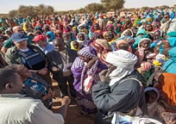السودان تتعهد بإعادة النازحين لمناطقهم بوسط دارفور