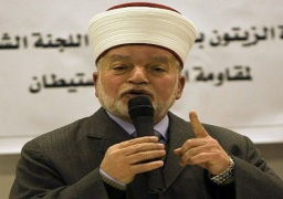 المفتي العام للقدس يدعو لصلاة الجمعة في الأقصى