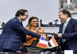 سفير فرنسا يؤكد دعم بلاده لمصر