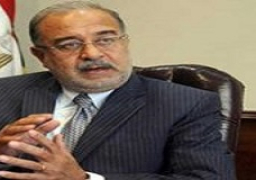 اسماعيل يترأس اجتماعا لبحث تطبيق قانون التأمين الصحي