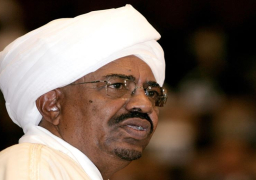 البشير يتسلم دعوة من خادم الحرمين لحضور القمة العربية بالرياض