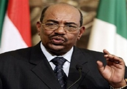 الرئيس السوداني يقرر إعفاء وزير الخارجية من منصبه