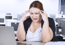 دراسة: الضغوط والتوتر وراء زيادة الوزن