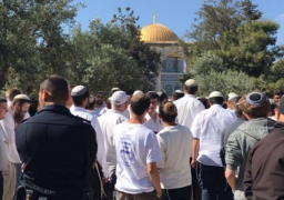 عشرات المستوطنين يقتحمون المسجد الأقصى صباح اليوم