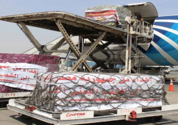 مصر تقدم مساعدات إنسانية إلى الشعب اليمني الشقيق