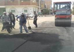 رصف وتطوير الطرق والميادين الحيوية بالغردقة