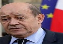 فرنسا تهدد بضرب سوريا مجدداً