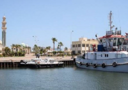 وزير النقل يدشن اليوم القاطرتين “تحيا مصر 1 و2” بميناء الإسكندرية