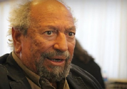 لبنان يمنع دخول سعد الدين إبراهيم أراضيه ويرحله للقاهرة