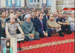 السيسي يؤدي صلاة الجمعة بذكرى انتصار العاشر من رمضان