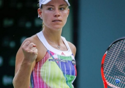 أنجليك كيربر تتأهل لربع نهائي روما للتنس