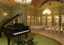 “القوالب الغنائية وأم كلثوم” أمسية شعرية غنائية بقصر المانسترلى