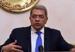 الحكومة تستعرض تقريرا حول رفع التصنيف الائتمانى لمصر