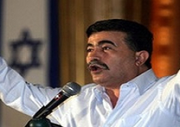 بيرتس يؤكد عدم استعداد اسرائيل للتصعيد مع إيران