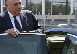 سامح شكرى يعود للقاهرة قادما من إثيوبيا