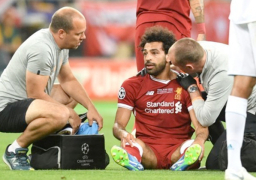 رئيس الاتحاد المصري لكرة القدم وطبيب المنتخب الوطني يتوجهان إلى إسبانيا للاطمئنان على محمد صلاح