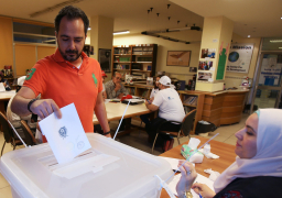 لبنان ينتخب نوابه اليوم .. بعد 9 أعوام