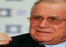 مثول رئيس رومانيا السابق أمام المحكمة في جرائم ضد الإنسانية