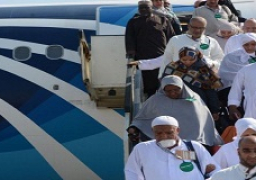 (مصر للطيران) تنظم 20 رحلة لنقل المعتمرين للأراضي المقدسة