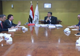 وزير النقل يبحث مع وفد بنك الاستثمار الأوروبي التعاون في مجالات النقل المختلفة
