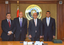 وزيرالصناعة يشهد التوقيع على تشكيل كيان لإدارة شعار القطن المصري