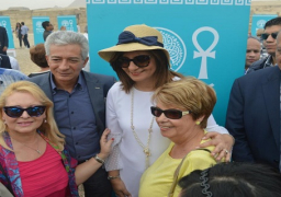 وفدا اليونان وقبرص يزوران الأهرامات