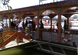 صور.. الأتوبيس النهرى يسير رحلاته بنصف الثمن احتفالا بـ30 يونيو