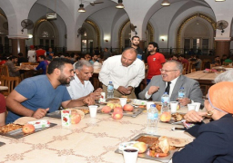 الخشت يتابع مستوى الخدمة بمطعم المدينة الجامعية