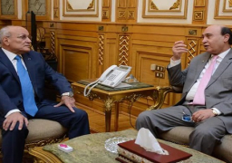 العصار ومميش يبحثان سبل التعاون لتنمية محور قناة السويس