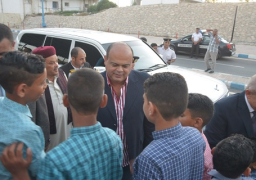 بالفيديو .. محافظ مطروح يؤدى صلاة عيد الفطر