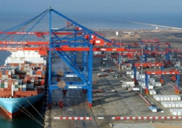 تداول 23 سفينة حاويات وبضائع عامة بموانئ بورسعيد
