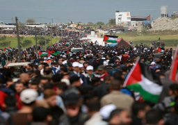 توافد الآلاف للمشاركة بمسيرات العودة بغزة