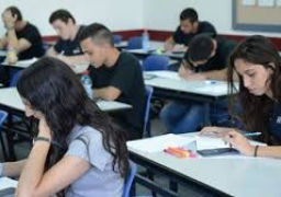 التربية والتعليم تنفي تسريب امتحان مادة الفيزياء