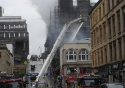 اندلاع حريق هائل في مدرسة “جلاسكو” للفنون بأسكتلندا