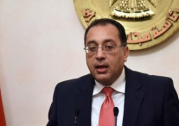 رئيس الوزراء يشهد توقيع اتفاقية تصنيع وتوريد 140 عربة قطار بضائع وحاويات