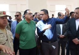 رئيس الوزراء: خطة لتطوير شبكة الطرق وبناء عدد من الفنادق فى منطقة الهرم