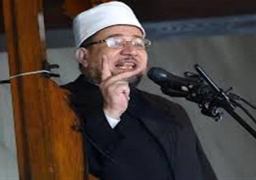 وزير الأوقاف يؤدي صلاة الجمعة الأخيرة من رمضان