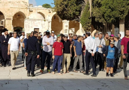 ألف مستوطن يقتحمون الأقصى وسط انتشار للشرطة الإسرائيلية