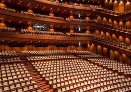 أوبرا طوكيو تعرض “كل النساء يفعلن كذلك” لموتسارت