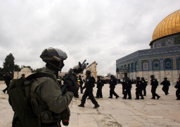 إسرائيل تعيد فتح أبواب المسجد الأقصى بعد ساعات من الاغلاق