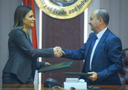 الاستثمار”و”التجارة” يوقعان قرار بتشكيل لجنة لتعزيز التعاون فى مجال تهيئة مناخ الاستثمار