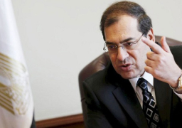 “البترول” تبحث مع شركة ماليزية فرص التعاون المشترك