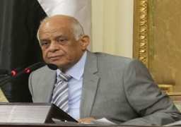 البرلمان يوافق على مشروعات قوانين تراخيص لوزير البترول